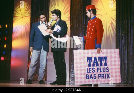 Jean-Luc Lahaye und Harlem Désir am Set der Fernsehsendung "Lahaye d'Honneur" am 16. Oktober 1987 am TF1 Stockfoto