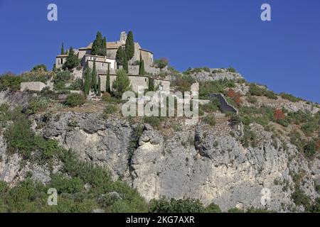 Frankreich, Vaucluse, Méthamis, ein Dorf hoch über den Schluchten von La Nesque Stockfoto