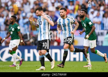 Lusail City, Katar. 22.. November 2022. LUSAIL, KATAR - 22. NOVEMBER: Lionel Messi aus Argentinien reagiert während des Spiels der Gruppe C - FIFA World Cup Qatar 2022 zwischen Argentinien und Saudi-Arabien im Lusail-Stadion am 22. November 2022 in Lusail City, Katar (Foto: Pablo Morano/BSR Agency) Credit: BSR Agency/Alamy Live News Stockfoto