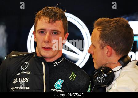 Abu Dhabi, Abu Dhabi. 22.. November 2022. Abu Dhabi, Abu Dhabi. 22.. November 2022. Abu Dhabi, Abu Dhabi. 22.. November 2022. Frederik Vesti (DEN) Mercedes AMG F1 Testfahrer. 22.11.2022. Formula 1 Testing, Yas Marina Circuit, Abu Dhabi, Dienstag. Der Bildnachweis sollte lauten: XPB/Alamy Live News. Stockfoto