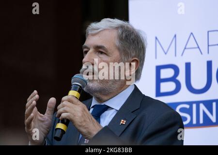 GENUA, ITALIEN, 10. JUNI 2022 - Marco Bucci, Bürgermeister der Stadt Genua, während einer Kundgebung in Genua, Italien Stockfoto