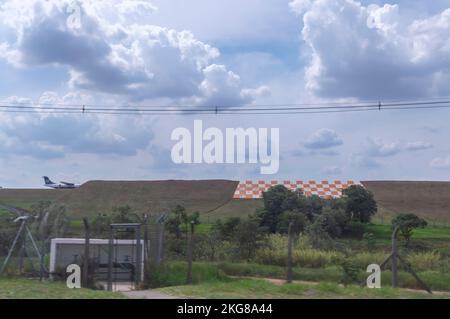 Campinas-sp, brasilien-November 21,2022: flughafen viracopos, Flugzeugeingang. Stockfoto