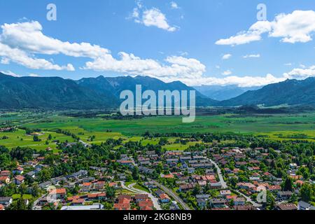 Luftaufnahme nach Murnau am Staffelsee und die Region um die wunderschöne Ortschaft Oberbayern Stockfoto