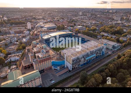 Stamford Bridge Stadium Heimstadion des Chelsea Football Club ein Blick aus der Vogelperspektive auf das Heimstadion der Londoner Fußballmannschaft im Zentrum von London Stockfoto