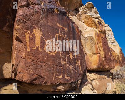 Felszeichnungen der Fremont-Indianer, McKee Spring, Island Park Road, Dinosaur National Monument, Vernal, Utah. Stockfoto