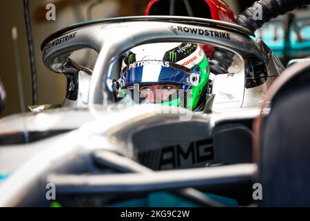 Yas Island, Abu Dhabi - 22/11/2022, VESTI Frederik, Mercedes AMG F1 Team W13, Portrait während der 2022 Tests nach der Saison vom 22. Bis 23. November 2022 auf dem Yas Marina Circuit, in Yas Island, Abu Dhabi - Foto: Florent Gooden / DPP/DPPI/LiveMedia Stockfoto
