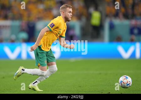 Al Wakrah, Katar. 22.. November 2022. Nathaniel Atkinson aus Australien spielte während des Qatar 2022 World Cup Spiels, Gruppe D, zwischen Frankreich und Australien am 20. November 2022 im Al Janoub Stadium in Al Wakrah, Katar. (Foto von Bagu Blanco/PRESSIN) Quelle: SIPA USA/Alamy Live News Stockfoto