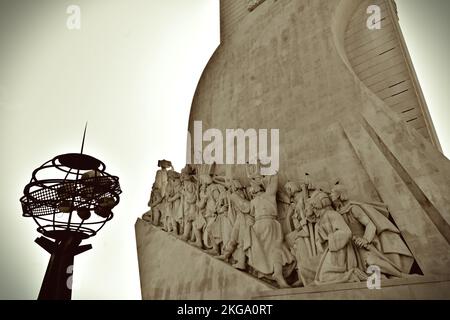 Padrão dos Descobrimentos/ Denkmal der Entdeckungen am nördlichen Ufer des Tejo in Belém, Lissabon, Portugal 2022 Stockfoto