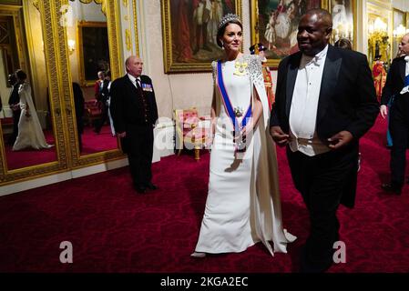 Die Prinzessin von Wales mit Gästen beim Staatsbankett im Buckingham Palace, London, anlässlich des Staatsbesuches des südafrikanischen Präsidenten Cyril Ramaphosa in Großbritannien. Bilddatum: Dienstag, 22. November 2022. Stockfoto