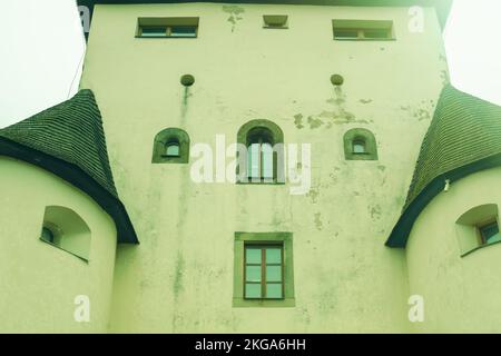 Blick auf das neue Schloss in Banska Stiavnica Slovakia Stockfoto