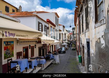 Allee mit Restaurants in der Altstadt, Rua de Santa Maria, Altstadt, Funchal Madeira, Portugal, Europa Stockfoto