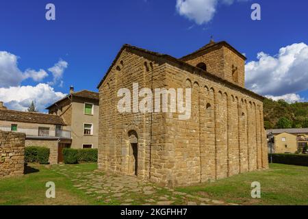 Mittelalterliche romanische Kirche San Caprasio, erbaut um 1020-1030 v. Chr. in Santa Cruz de Serós, Aragón, Spanien Stockfoto