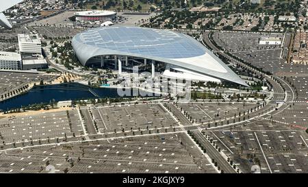 Das Los Angeles SoFi Stadium ist eines von 16 Stadien, von denen 11 in den USA liegen und die für die FIFA Weltmeisterschaft 2026 ausgewählt wurden. Stockfoto