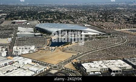 Das Los Angeles SoFi Stadium ist eines von 16 Stadien, von denen 11 in den USA liegen und die für die FIFA Weltmeisterschaft 2026 ausgewählt wurden. Stockfoto