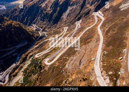 Schweiz, Berner Kanton, Blick aus der Vogelperspektive auf den Grimsel Pass Stockfoto