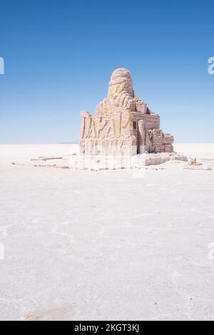 Das Dakar Rally Monument in der Uyuni Salzfläche (Salar de Uyuni), Potosi Department, Bolivien Stockfoto