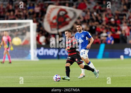 Sydney, Australien. 23.. November 2022. SYDNEY, AUSTRALIEN - 23. NOVEMBER: Allesandro Lopane von Wanderers kontrolliert den Ball während des Spiels zwischen Everton und Wanderers im CommBank Stadium am 23. November 2022 in Sydney, Australien. Kredit: IOIO IMAGES/Alamy Live News Stockfoto