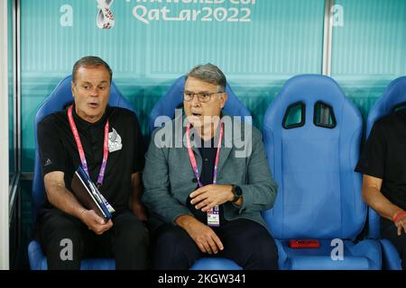 Doha, Katar. 22.. November 2022. Gerardo Martino (MEX) Fußball : FIFA Weltmeisterschaft Katar 2022 Gruppe Stage Group C Spiel zwischen Mexiko 0-0 Polen im Stadium 974 in Doha, Katar . Kredit: Mutsu Kawamori/AFLO/Alamy Live News Stockfoto