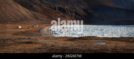 Eisfeld in Johnson Bay, Dundas Harbour, Nunavut, Kanada Stockfoto