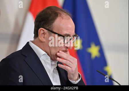 Wien, Österreich. 23. November 2022. Ministerrat im Bundeskanzleramt mit Gesundheitsminister Johannes Rauch (die Grünen) Stockfoto