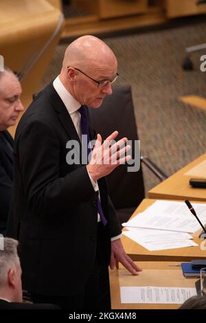 Edinburgh, Schottland, Großbritannien. 23.. November 2022. ABBILDUNG: Portfoliofragen zum Thema Finanzen und Wirtschaft, wo John Swinney MSP, der schottische Abgeordneter erster Minister, Fragen beantwortete. Kredit: Colin D Fisher Kredit: Colin Fisher/Alamy Live News Stockfoto