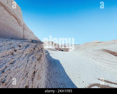 Die riesigen weißen Vulkansteine am Campo de Piedra Pomez, Catamarca, Argentinien, die Anden, Puna Stockfoto