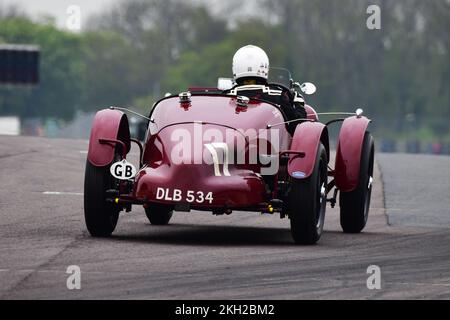 Robert Blakemore, Aston Martin Speed Model, der „Mad Jack“ für Vorkriegs-Sportwagen, ein 45-minütiges Rennen für legendäre Vorkriegs-Autos, viele aus den 19 Jahren Stockfoto