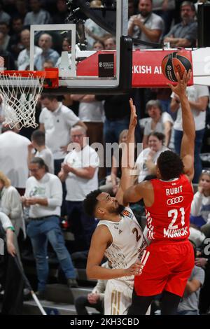 Augustine RUBIT von Bayern München und Amine NOUA von Lyon während des EuroLeague-Basketballspiels der Turkish Airlines zwischen LDLC ASVEL Villeurbanne und dem FC Bayern München am 23. November 2022 in der Astroballe in Villeurbanne, Frankreich - Photo Romain Biard / Isports / DPPI Stockfoto