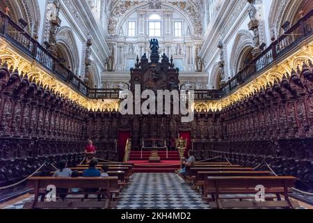 Chorstände in der Moschee-Kathedrale Cordoba, Andalusien, Spanien Stockfoto