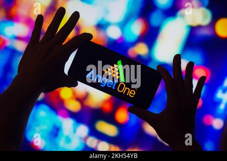 Brasilien. 23.. November 2022. In dieser Fotoabbildung wird das Angel One Limited Logo auf einem Smartphone-Bildschirm angezeigt. (Foto: Rafael Henrique/SOPA Images/Sipa USA) Guthaben: SIPA USA/Alamy Live News Stockfoto