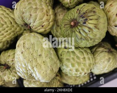 Viele frische thai annona Hydrid Früchte. Stockfoto
