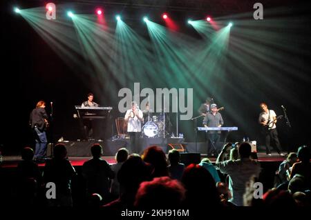 4. Oktober 2008 – Primm, Nevada, USA - Die Beach Boys treten am 4. Oktober 2008 im Buffalo Bill's Resort & Casino in Primm, Nevada, auf. (Kreditbild: © David Becker/ZUMA Press Wire) Stockfoto