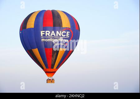 Frankreich. Seine-et-Marne (77) Flug im Heißluftballon (Luftaufnahme) des Loing-Tals Stockfoto