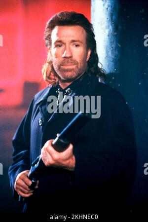 CHUCK NORRIS im HITMAN (1991), Regie: AARON NORRIS. Kredit: Dämmerung Motion Picture Seven / Album Stockfoto