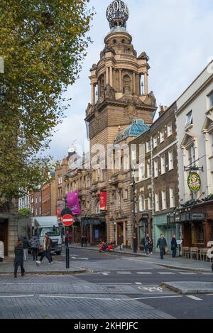 London Coliseum Theater in der St. Martin's Lane, Heimat der englischen Nationaloper. Covent Garden, London, England, Großbritannien Stockfoto