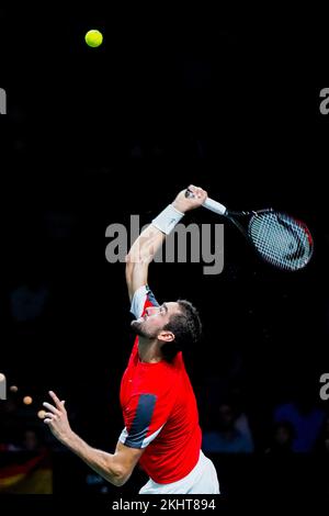 Marin Cilic in Aktion bei den Spielen Spanien gegen Kroatien im 1/4. Finale des Rakuten Davis Cup im Palacio de los Deportes Jose Maria Martin Carpena in Malaga. Endstand Spanien 0:2 Kroatien Stockfoto