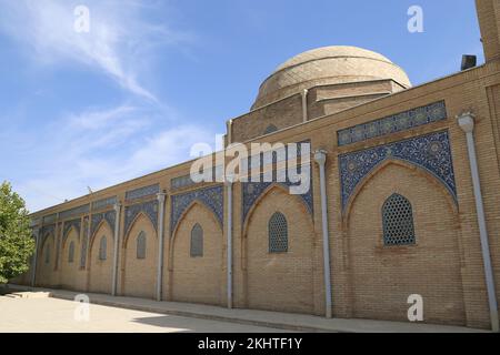 Chubin Madrasa, AK Saray (White Palace) Complex, IPAK Yuli Street, Shakhrisabz, Provinz Qashqadaryo, Usbekistan, Zentralasien Stockfoto