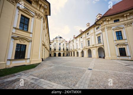 Die Burg Slavkov, auch bekannt als Burg Austerlitz, ist ein barocker Palast in Slavkov U Brna, Tschechische Republik Stockfoto