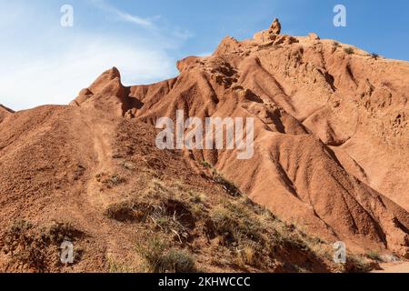 Märchenhafter Canyon oder Skazka Canyon in der Nähe des Issyk-Kul Sees, Kirgisistan. Stockfoto