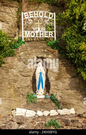 Die Lourdes-Schrein-Grotte in Carfin, Schottlands National Marian-Schrein Stockfoto