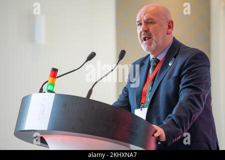 Mick Whelan ASLEF-Generalsekretär spricht in der Dorchester Suite des Bournemouth Highcliff Marriott Hotels vor der 2022. Jahrestagung der Delegierten in Bournemouth. Foto: ©Neil Turner 17 Mai 2022 Stockfoto