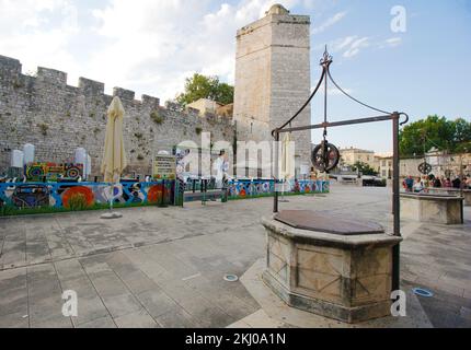 Zadar, Trg Pet Bunara Platz mit fünf Brunnen. (CTK Photo/Jan Rychetsky) Stockfoto