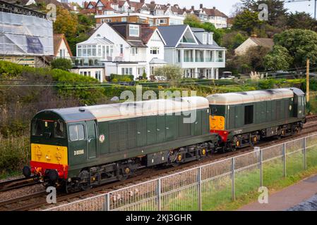 Zwei Diesellokomotiven der BR-Klasse 20, die auf C2C Schienen auf Lernstrecken laufen. Locomotive Services Ltd erbrachte Dienste zur Vorbereitung einer Sonderreise Stockfoto