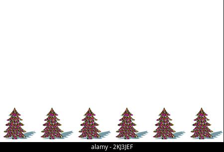 Weihnachtsbaum mit vielen Dekorationen auf dem Boden eines weißen schneebedeckten Hintergrunds, kreatives Weihnachtskonzept Stockfoto