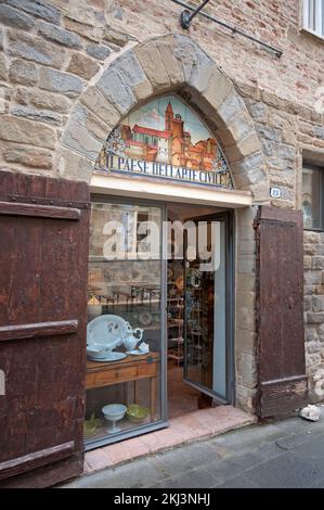 Kunsthandwerksladen in Deruta, Perugia, Umbrien, Italien Stockfoto