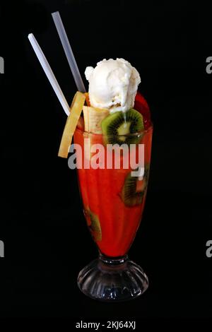 Bilder von Säften und Smoothies mit Donuts Stockfoto
