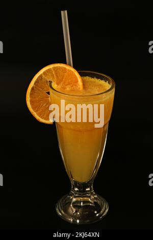 Bilder von Säften und Smoothies mit Donuts Stockfoto