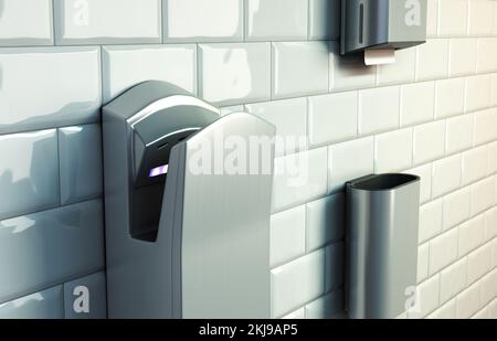 Industrieanlagen für öffentliche Toiletten Handtrockner Serviettenhalter für Flüssigseifenbeutel im weißen Raum Stockfoto