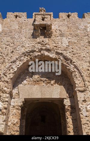 Oberer Teil des Zion-Tors, Altstadt von Jerusalem, Israel. Stockfoto