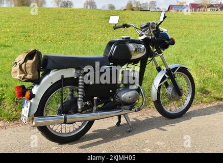Oldtimer-Motorrad der DDR MZ TS 150, Hessen, Deutschland, Europa Stockfoto